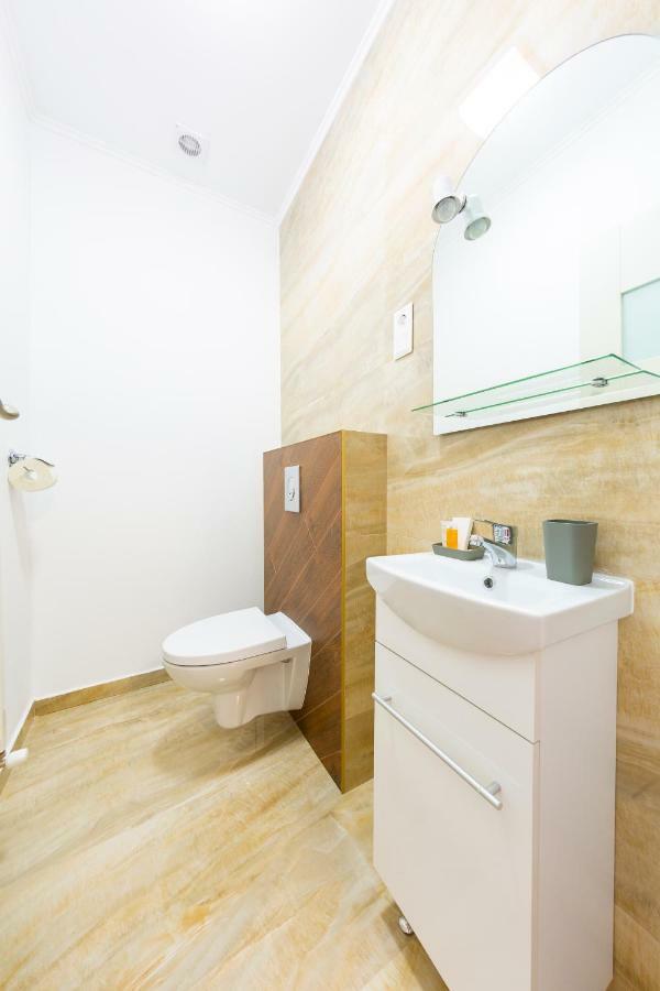 Casa Cu Nuc Hotel Alba Iulia Luaran gambar