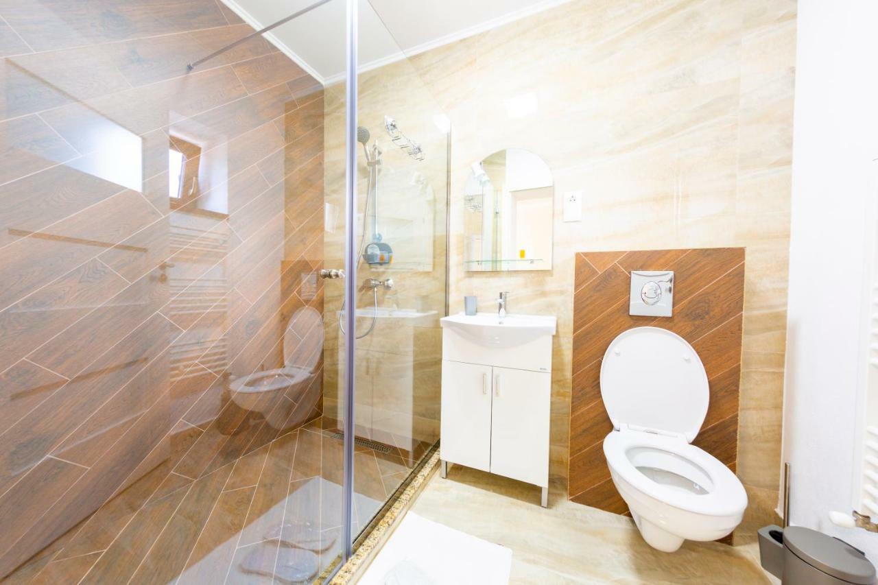 Casa Cu Nuc Hotel Alba Iulia Luaran gambar